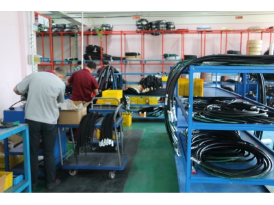 软管生产现场